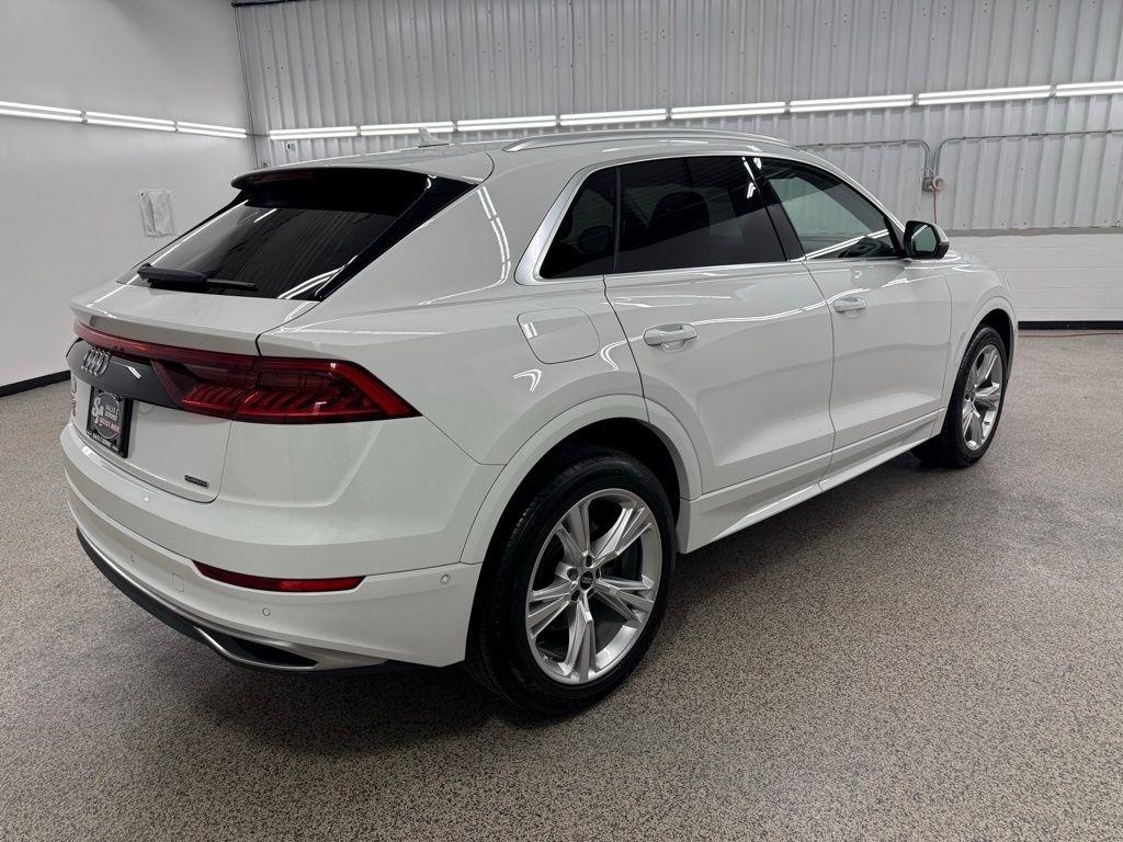 Audi Q8  2022