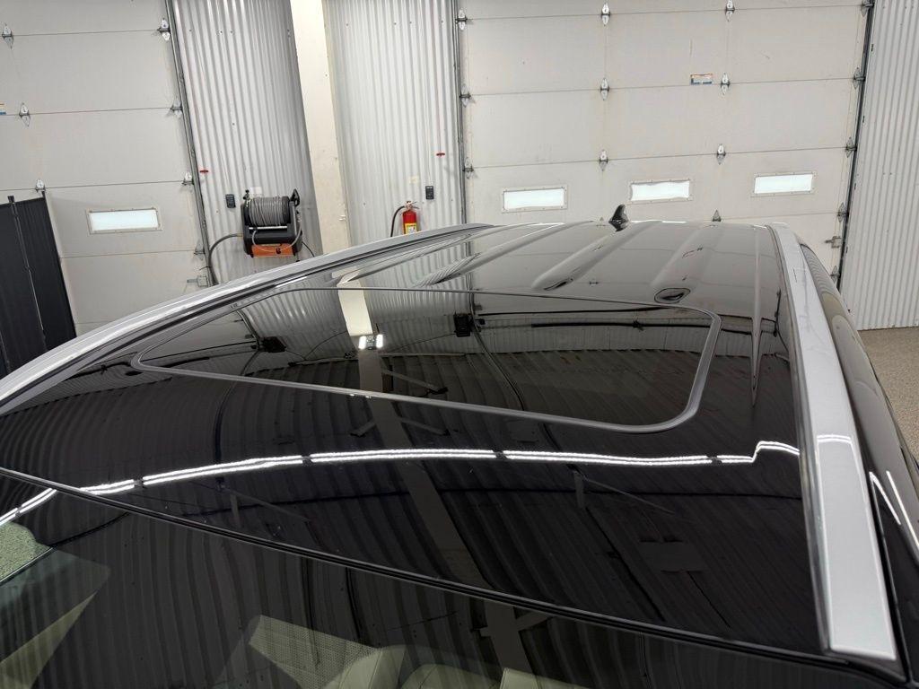 Toyota Highlander Hybrid  2023