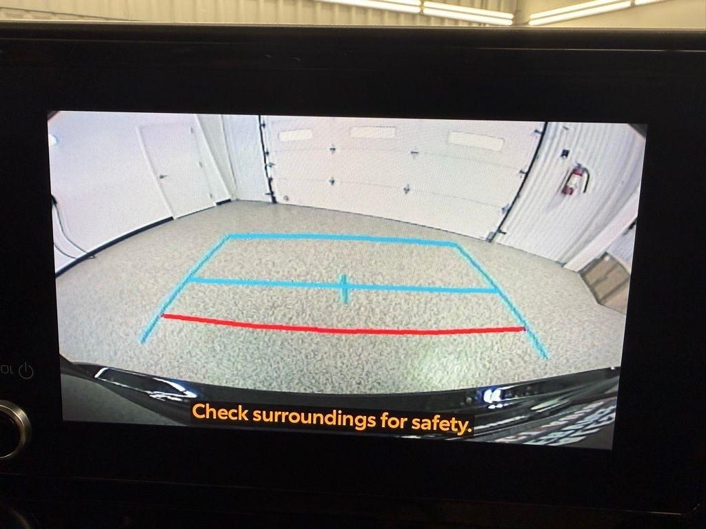 Toyota Highlander Hybrid  2023