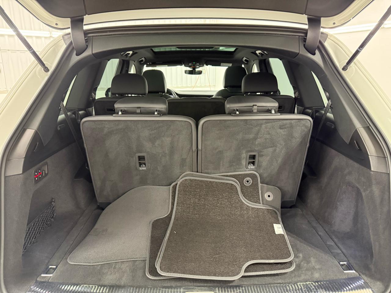 Audi Q7  2022