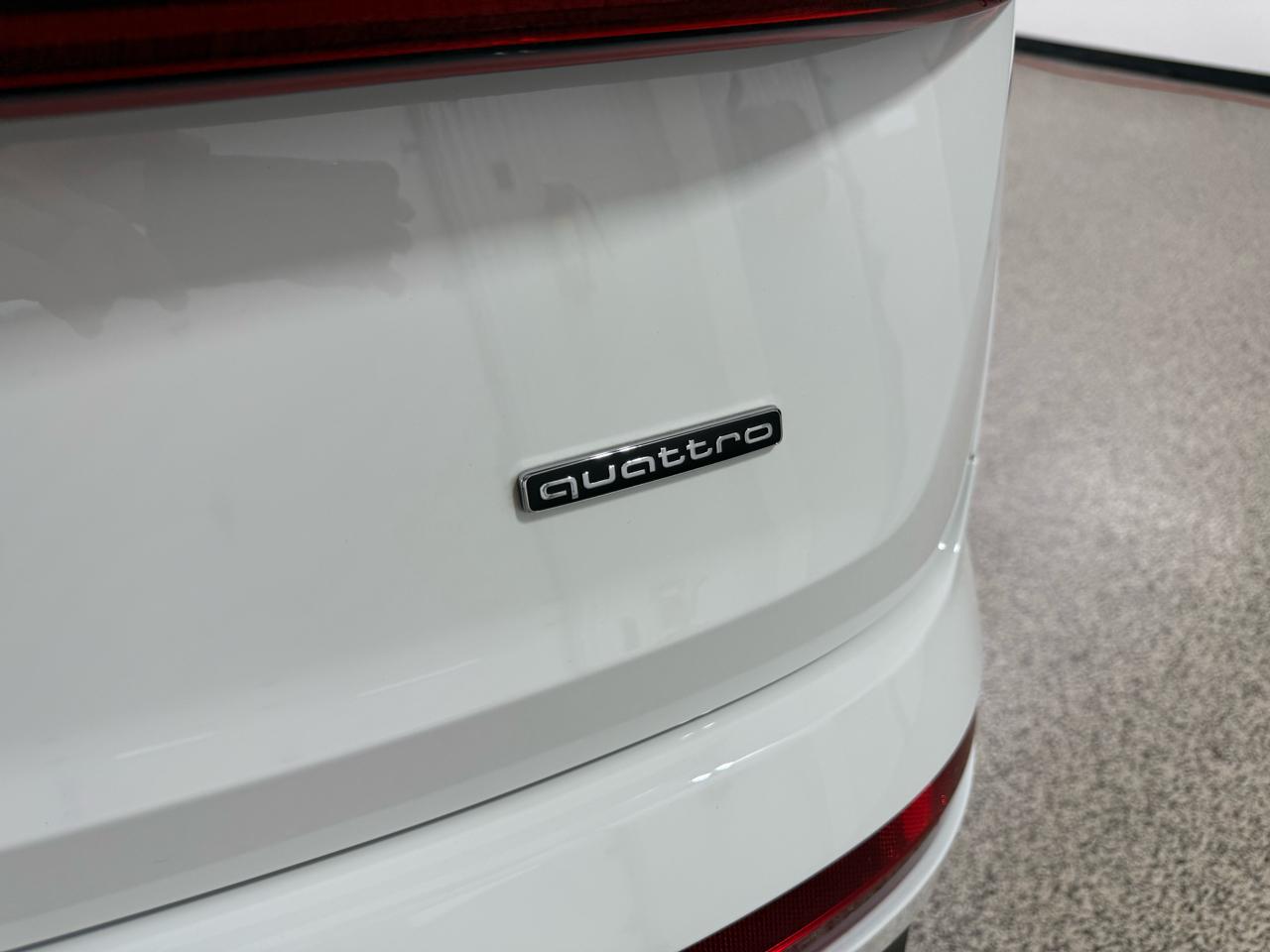 Audi Q7  2022