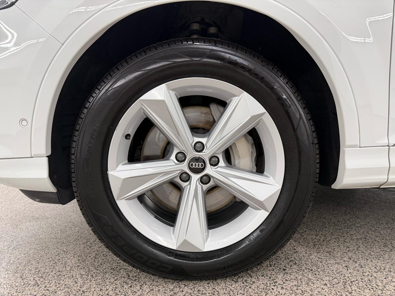 Audi Q7  2022