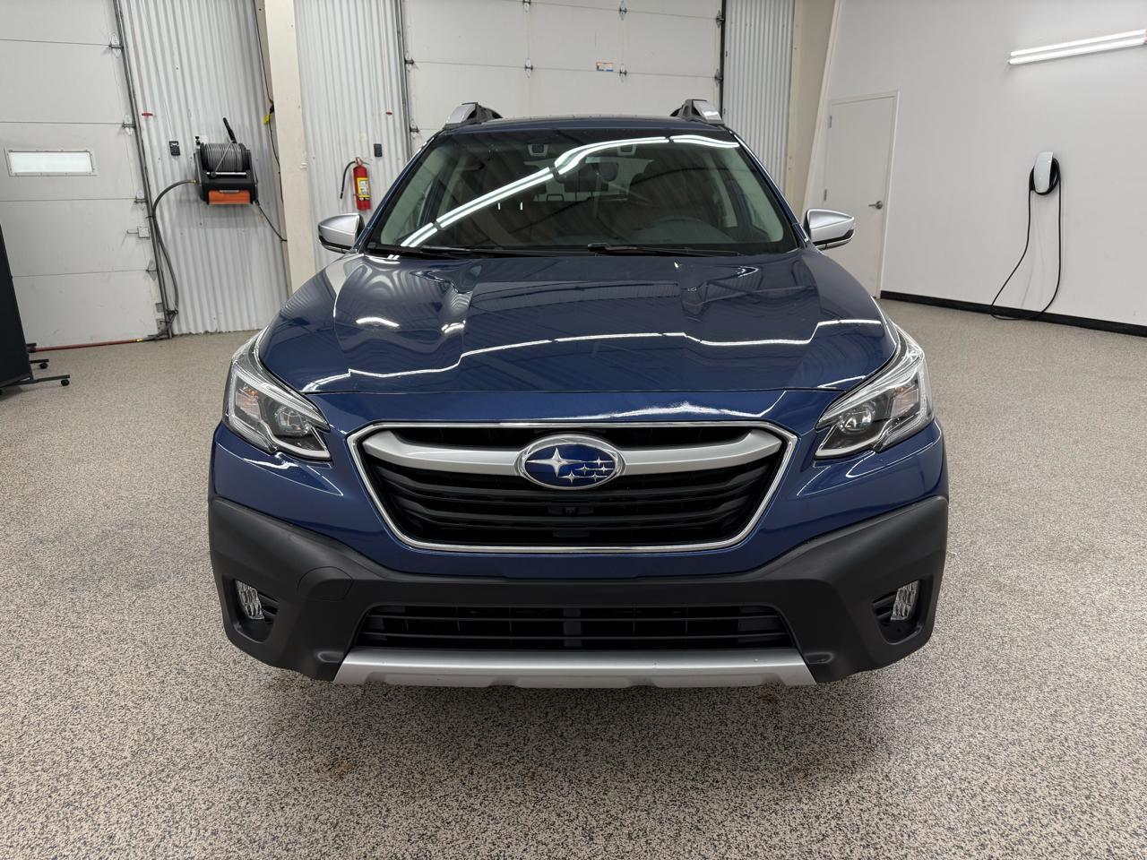Subaru Outback  2021