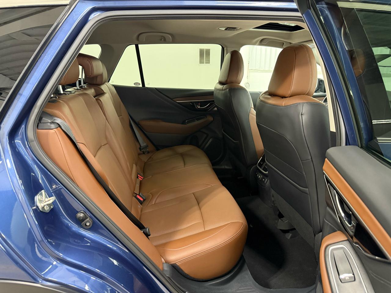 Subaru Outback  2021