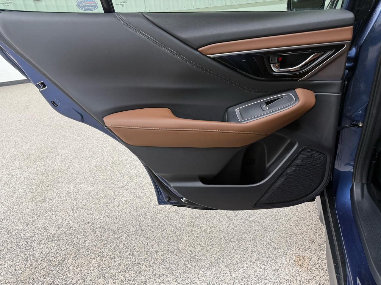 Subaru Outback  2021