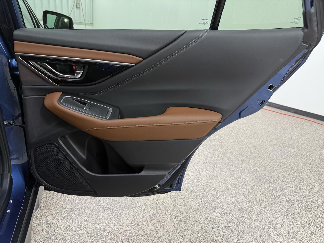 Subaru Outback  2021