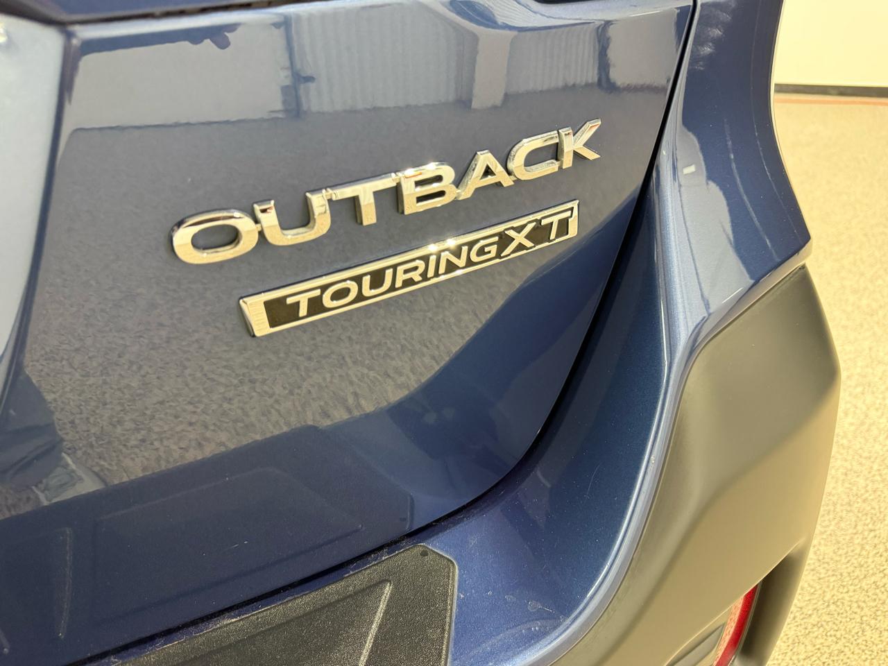 Subaru Outback  2021