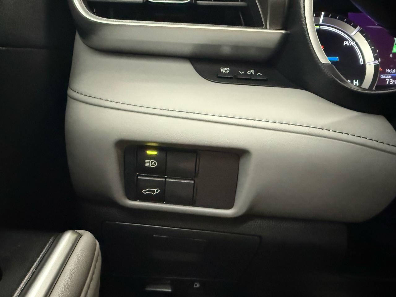 Toyota Highlander Hybrid XLE AWD 2022