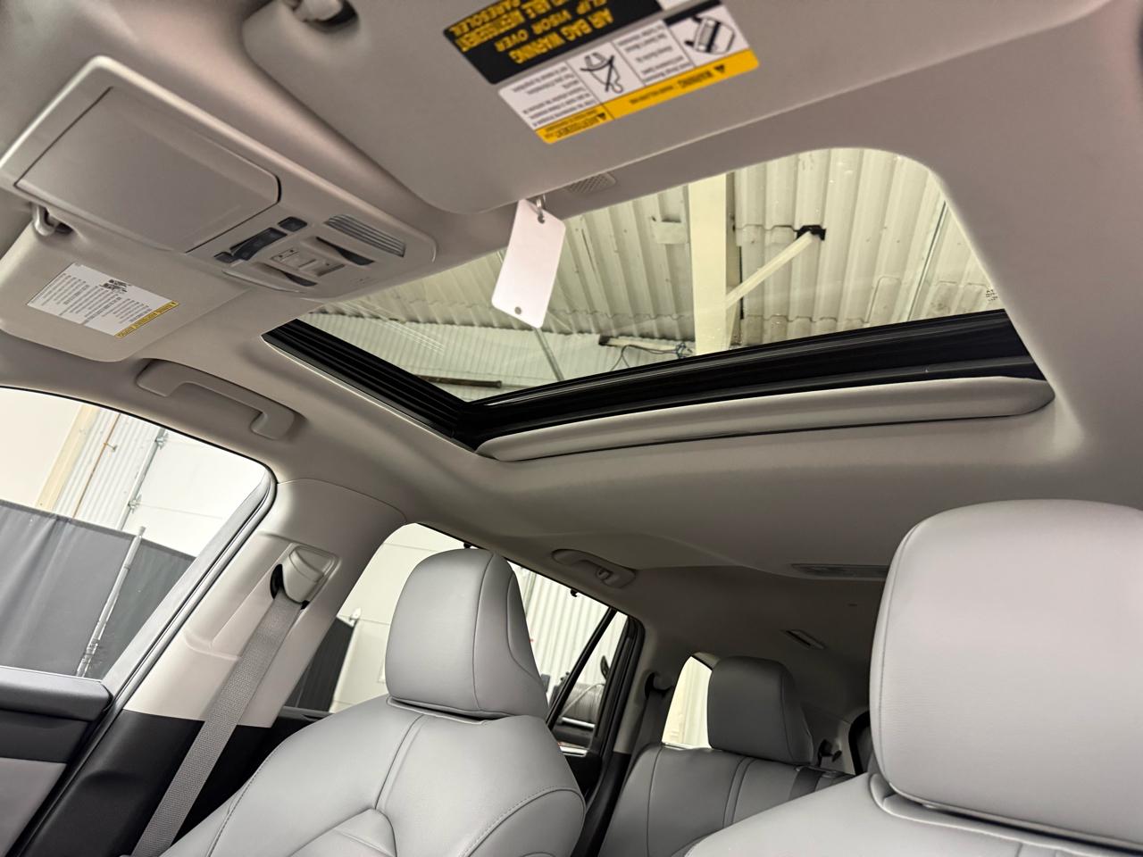 Toyota Highlander Hybrid XLE AWD 2022