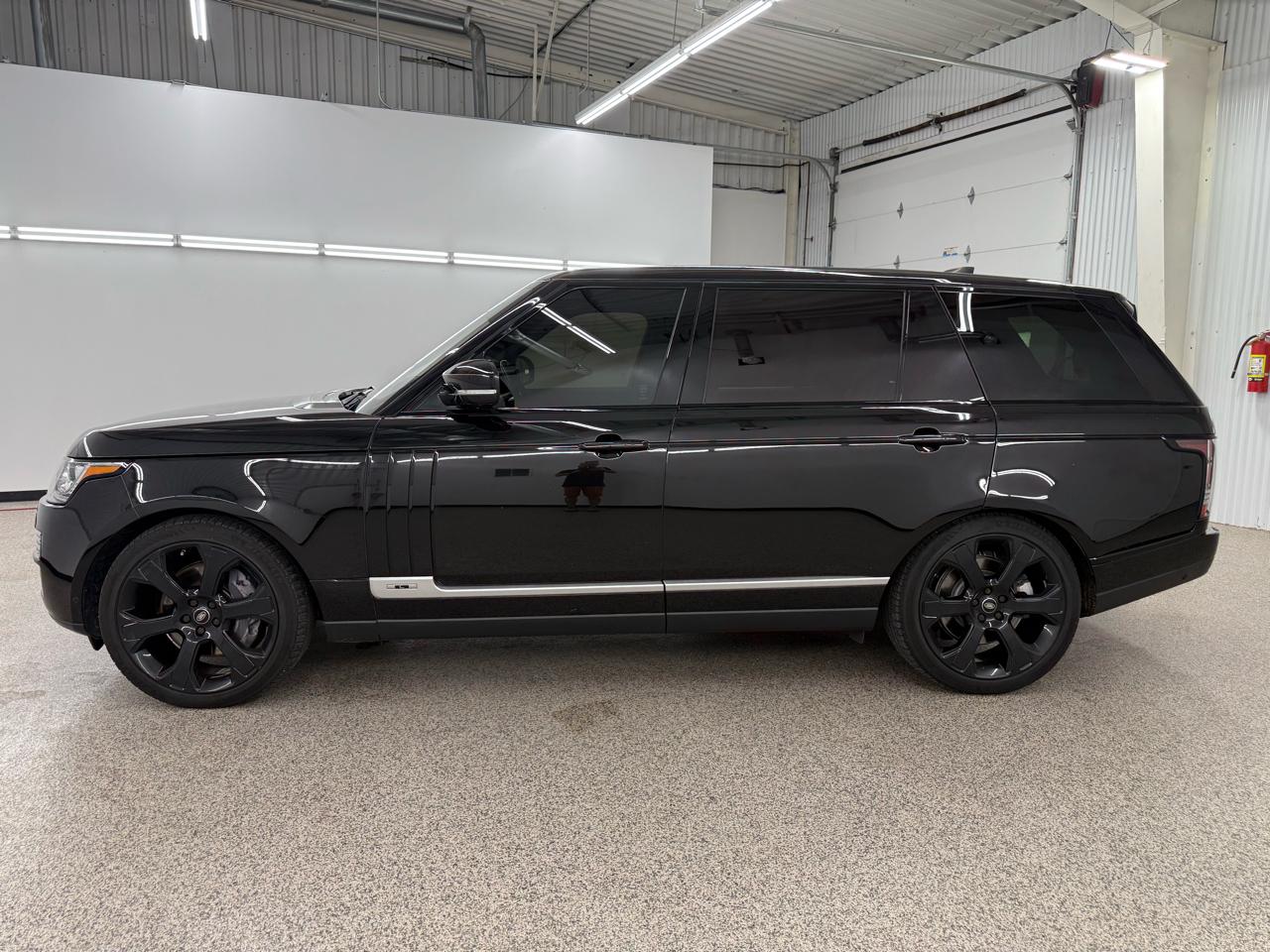 Land Rover Range Rover Supercharged LWB 2017