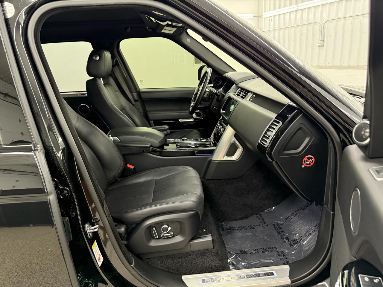 Land Rover Range Rover Supercharged LWB 2017