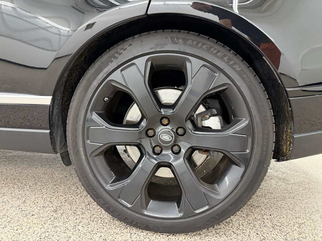Land Rover Range Rover Supercharged LWB 2017