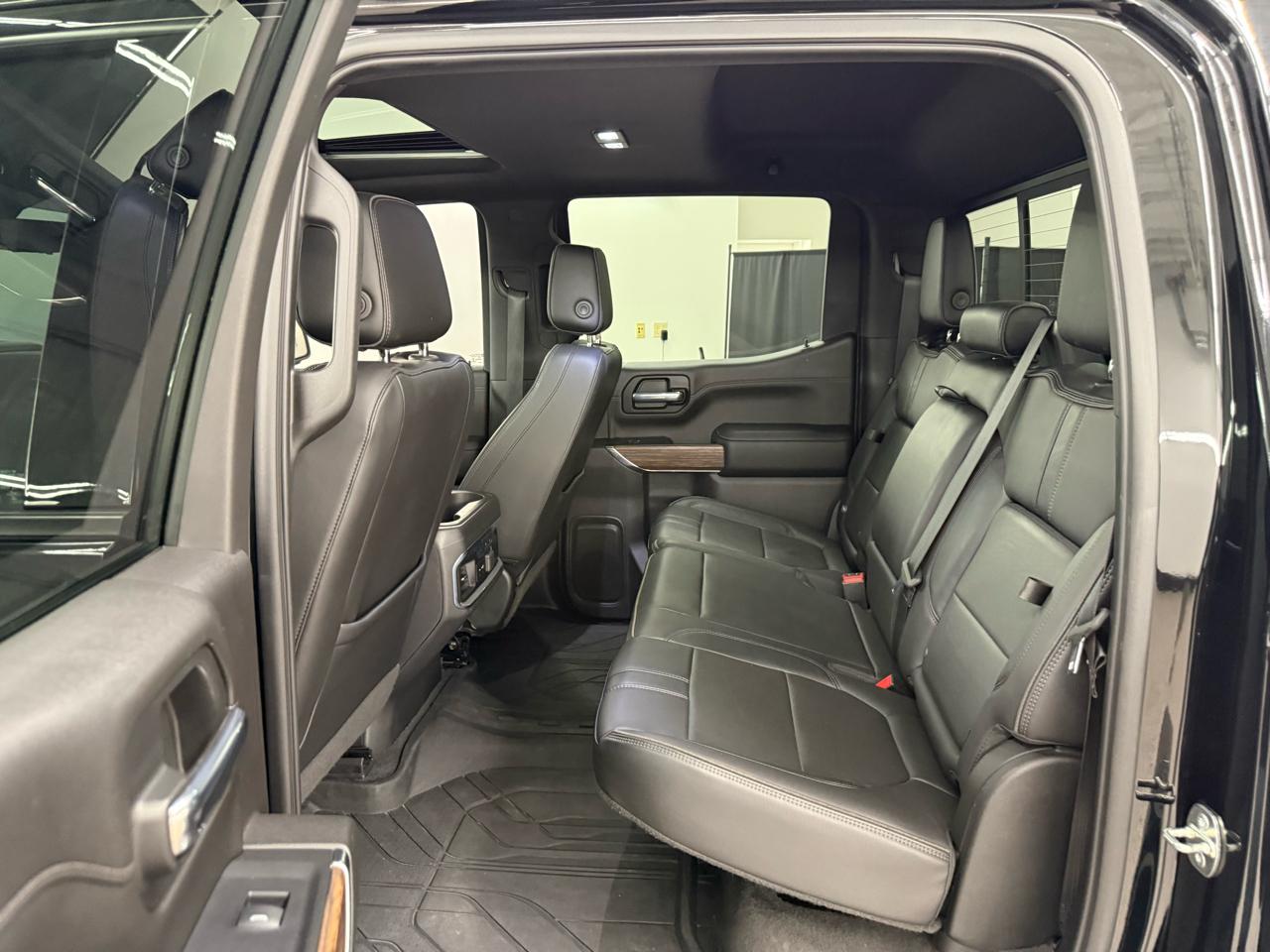 Chevrolet Silverado 1500 High Country Crew Cab Long Box 4WD 2020