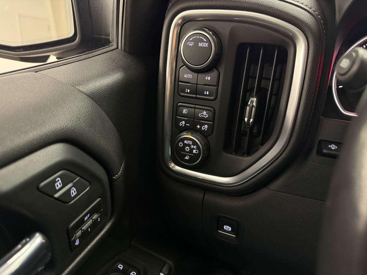 Chevrolet Silverado 1500 High Country Crew Cab Long Box 4WD 2020