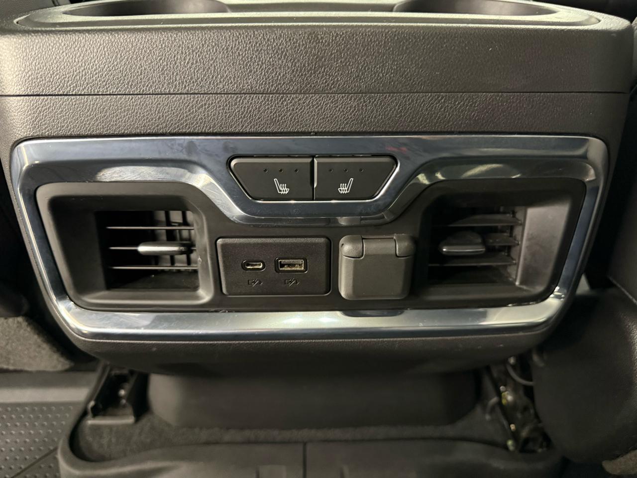 Chevrolet Silverado 1500 High Country Crew Cab Long Box 4WD 2020