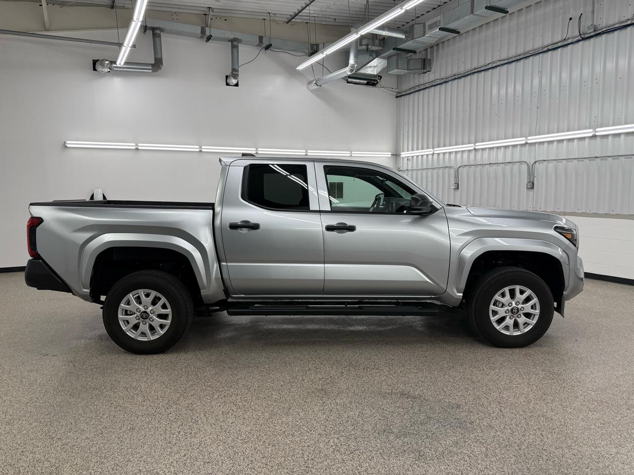 Toyota Tacoma SR Double Cab 2WD 2025