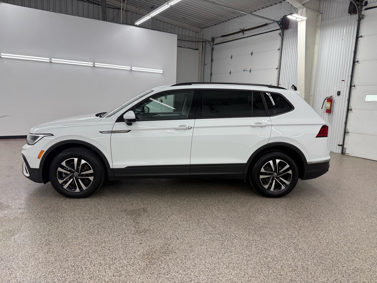 Volkswagen Tiguan S 2024