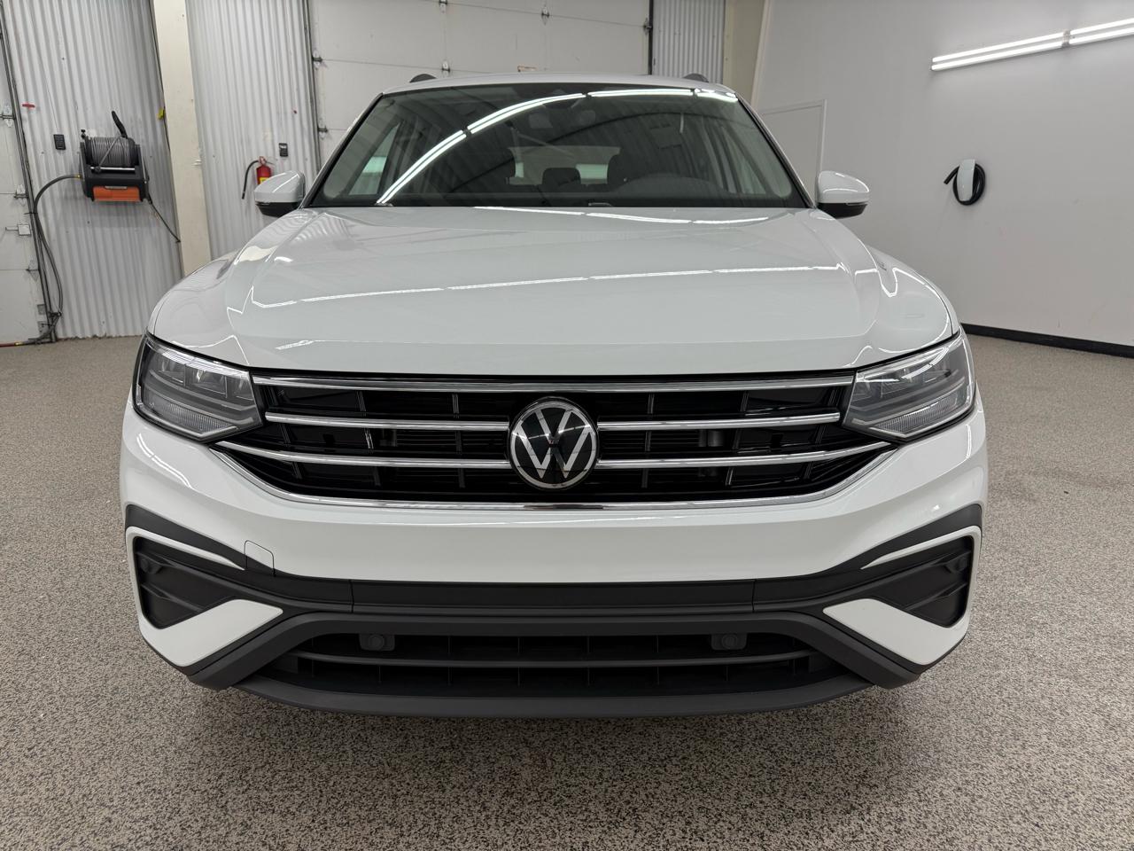 Volkswagen Tiguan S 2024