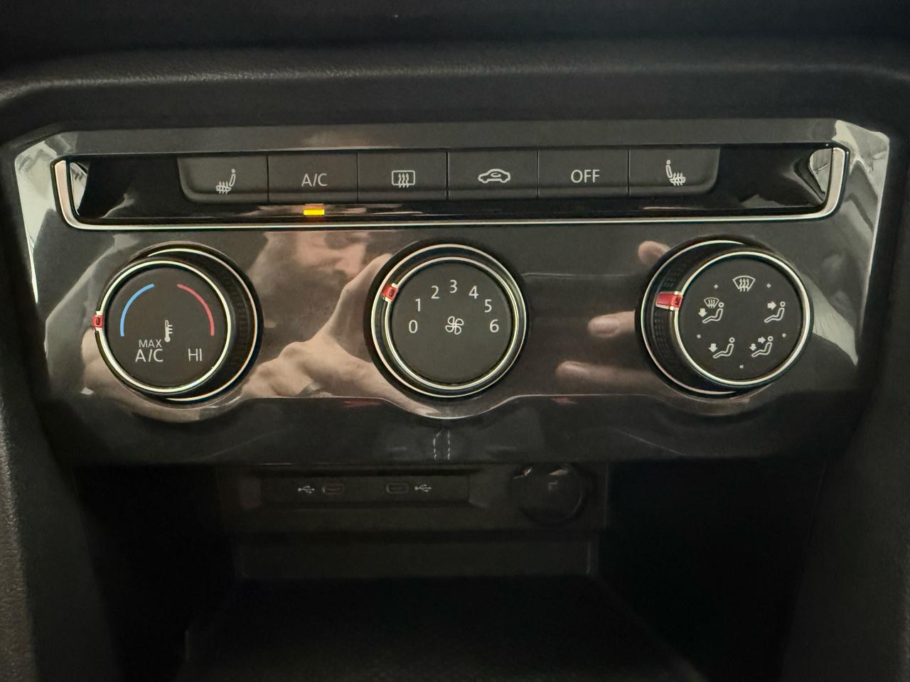Volkswagen Tiguan S 2024