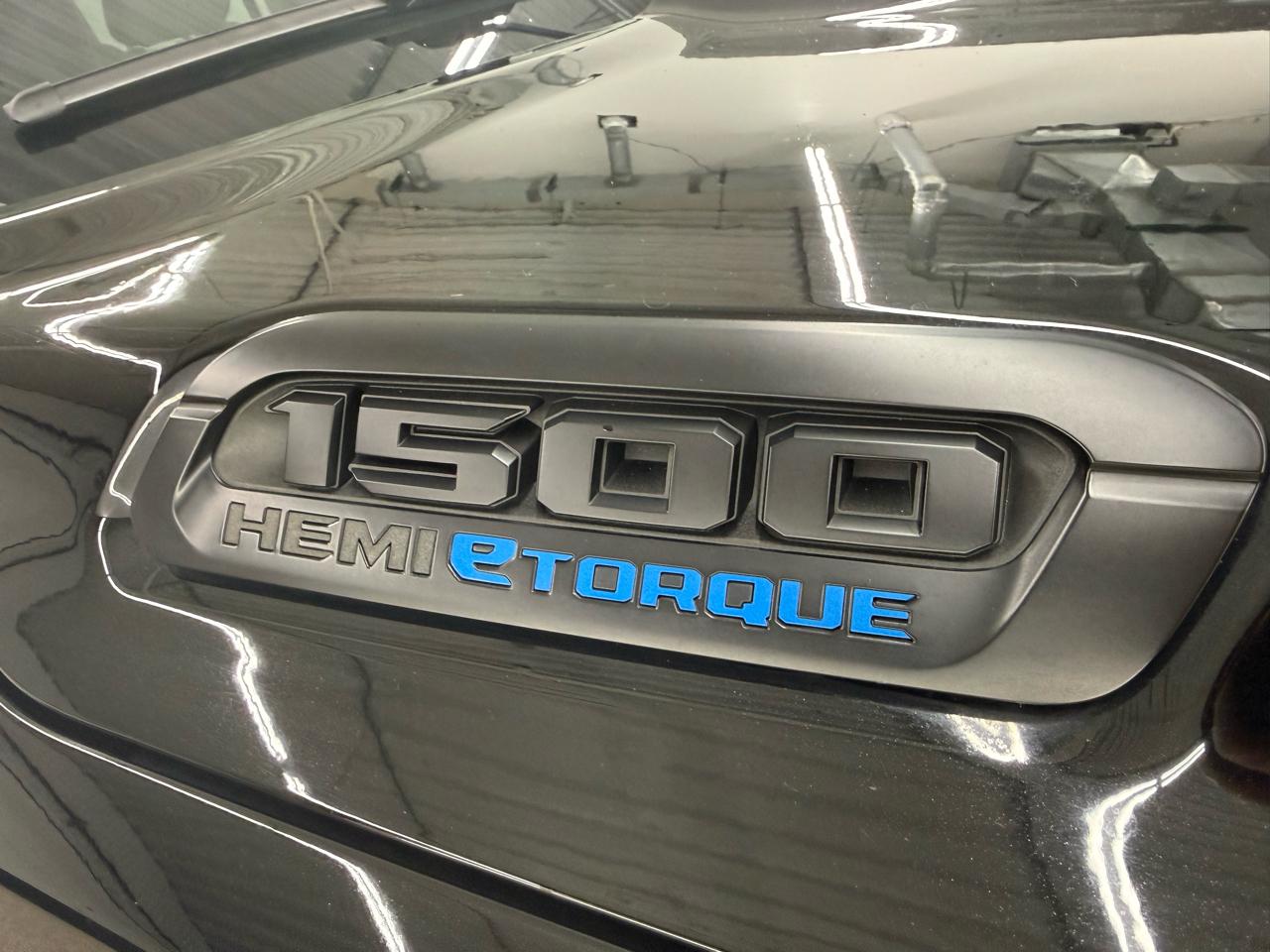 RAM 1500 Big Horn Crew Cab SWB 4WD 2021
