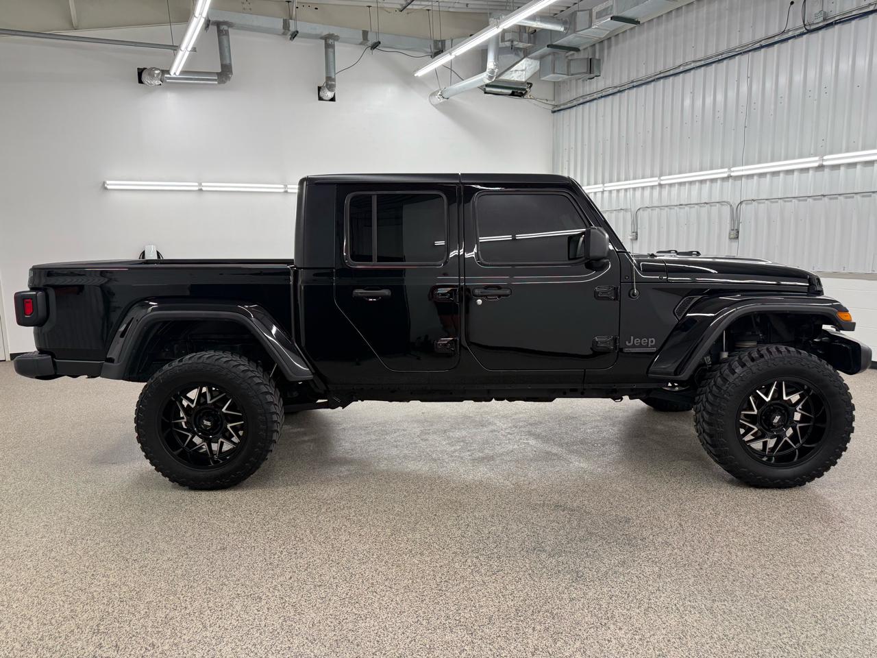 Jeep Gladiator Sport 2021