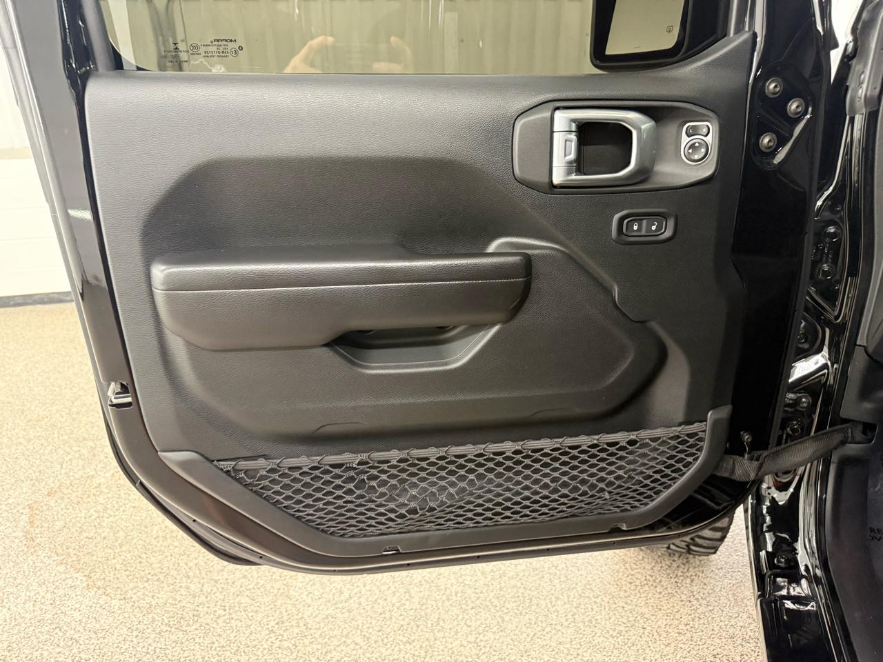 Jeep Gladiator Sport 2021