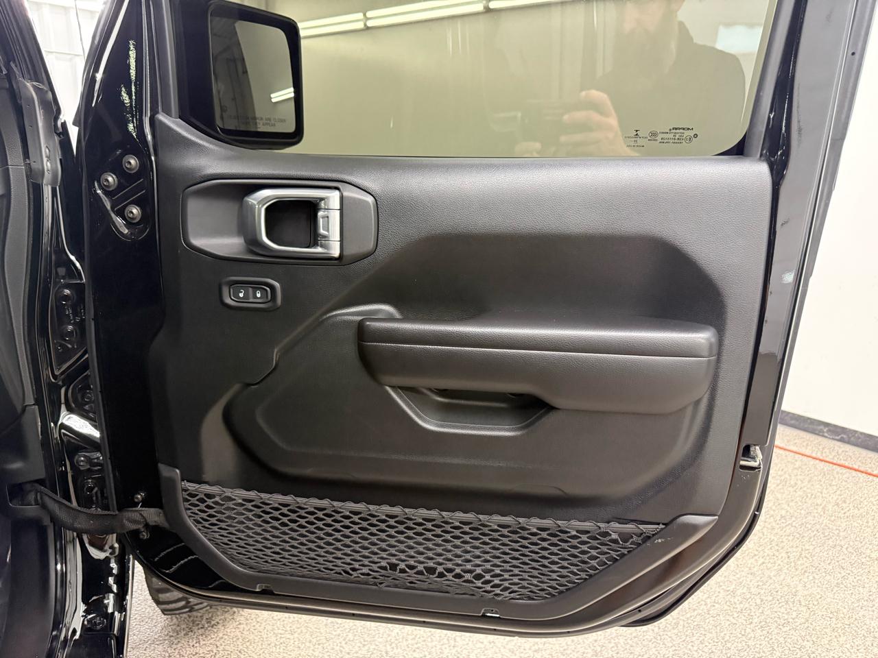Jeep Gladiator Sport 2021