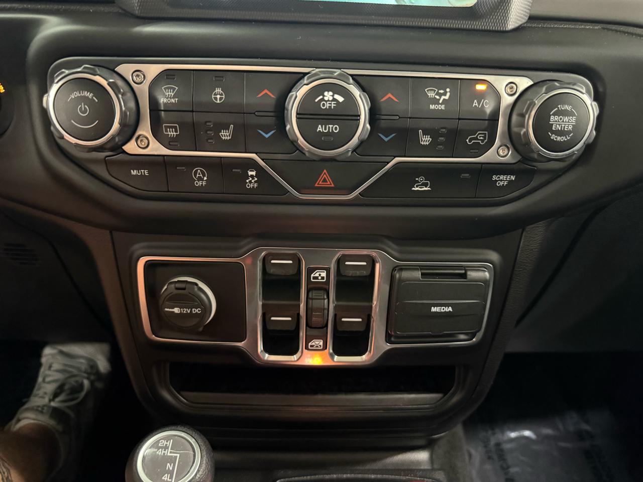 Jeep Gladiator Sport 2021