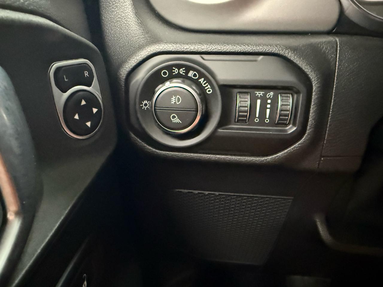 Jeep Gladiator Sport 2021