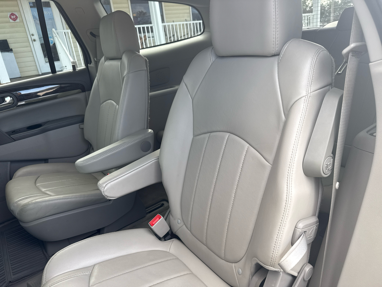 2016 Buick Enclave Premium photo 20