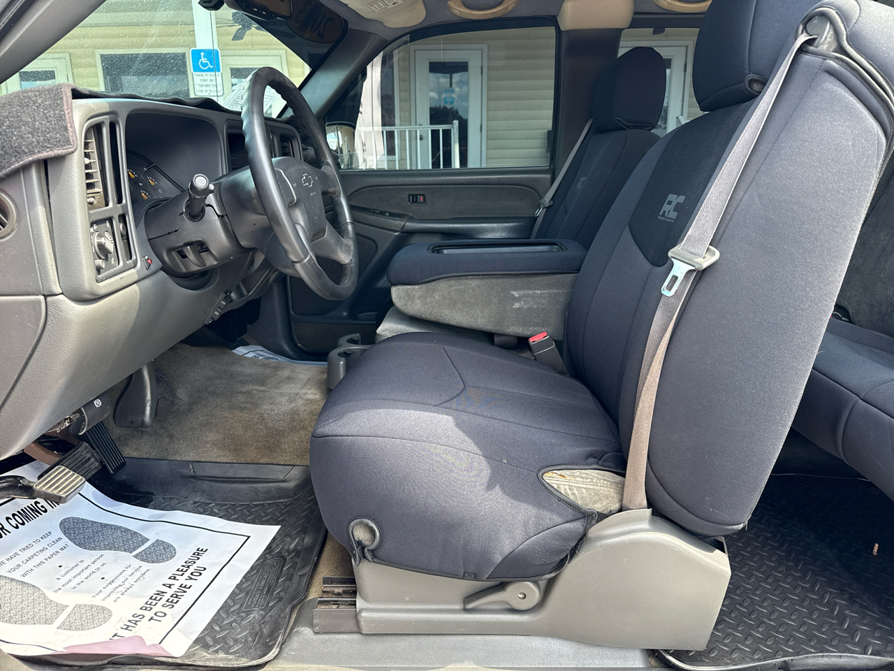 Chevrolet Silverado 1500 Ext Cab 143.5" WB LS 2003 Chevrolet Silverado 1500 Ext Cab 143.5" WB LS 2003