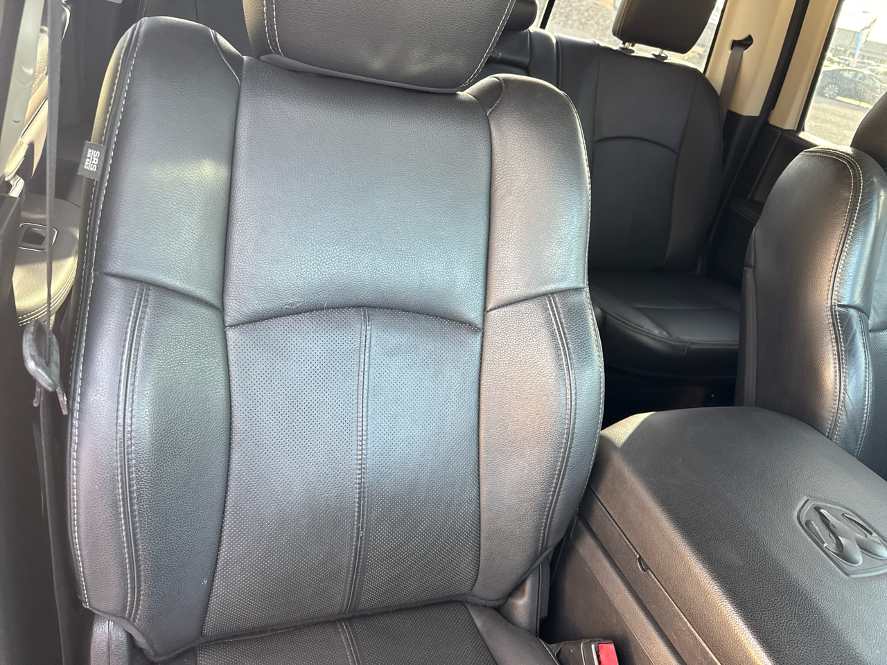 RAM 1500 Night 4x4 Crew Cab 5'7" Box *Ltd Avail* 2018