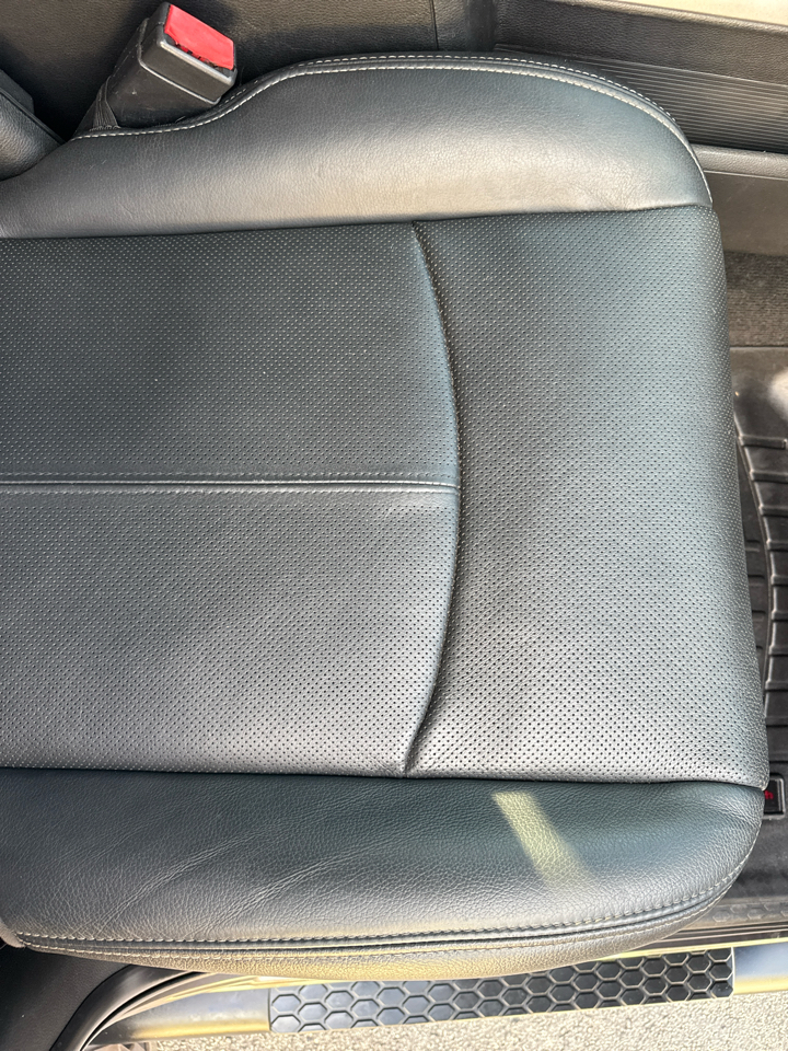 RAM 1500 Night 4x4 Crew Cab 5'7" Box *Ltd Avail* 2018