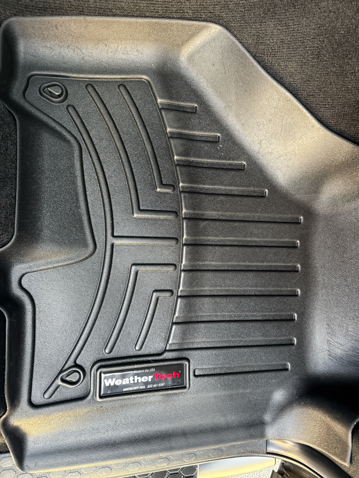 RAM 1500 Night 4x4 Crew Cab 5'7" Box *Ltd Avail* 2018