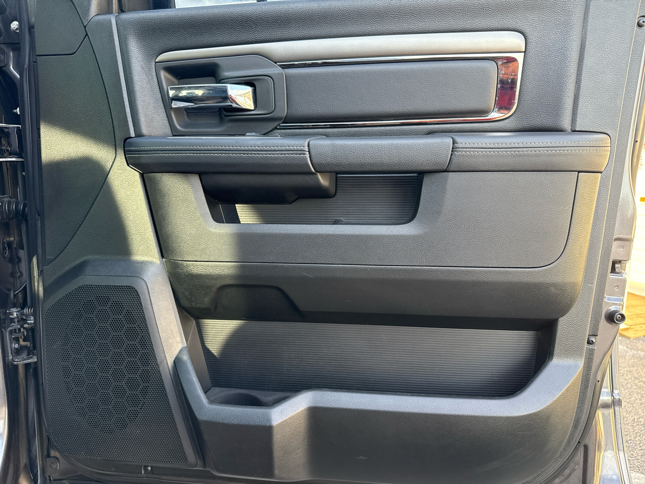 RAM 1500 Night 4x4 Crew Cab 5'7" Box *Ltd Avail* 2018