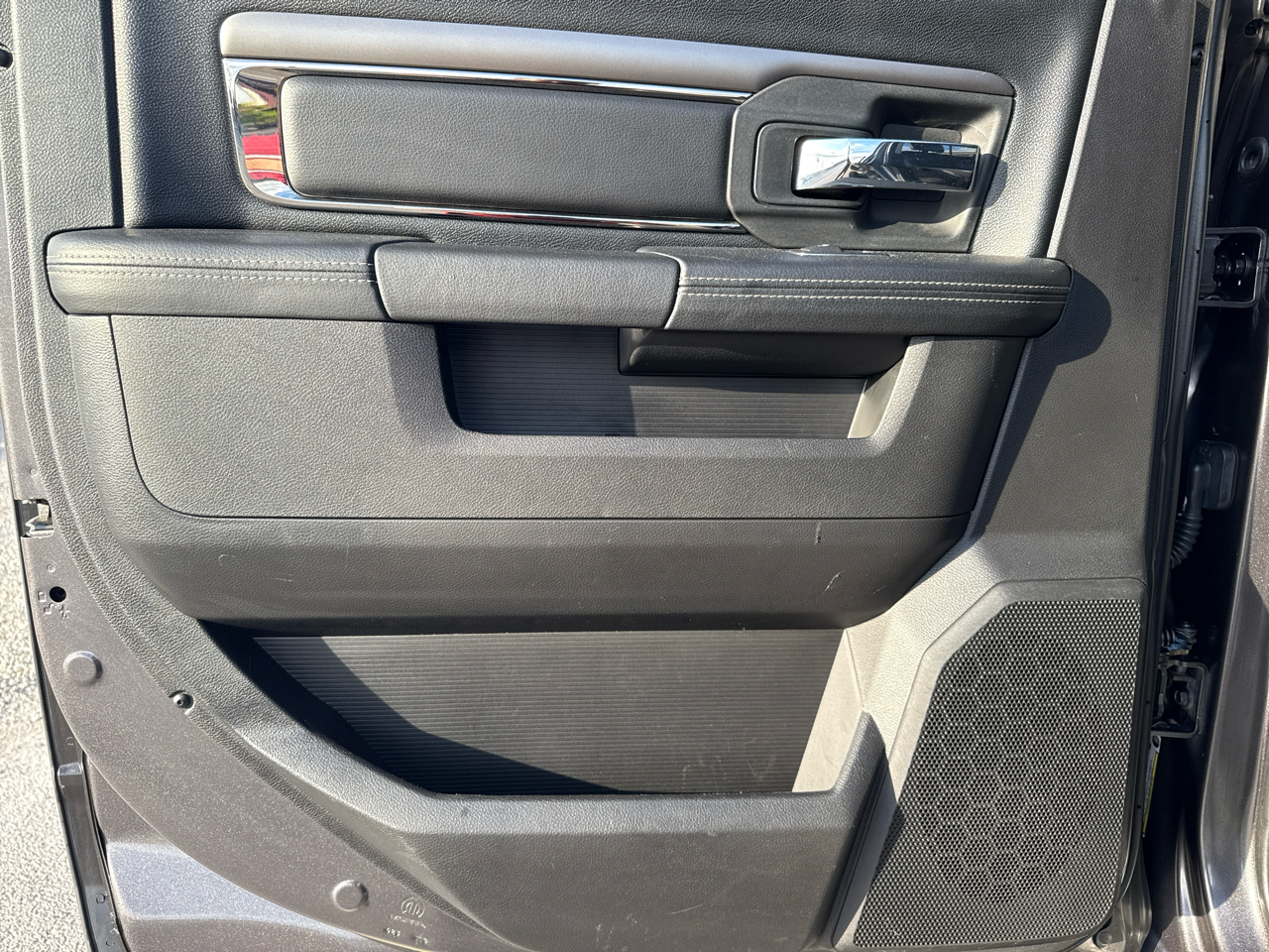 RAM 1500 Night 4x4 Crew Cab 5'7" Box *Ltd Avail* 2018