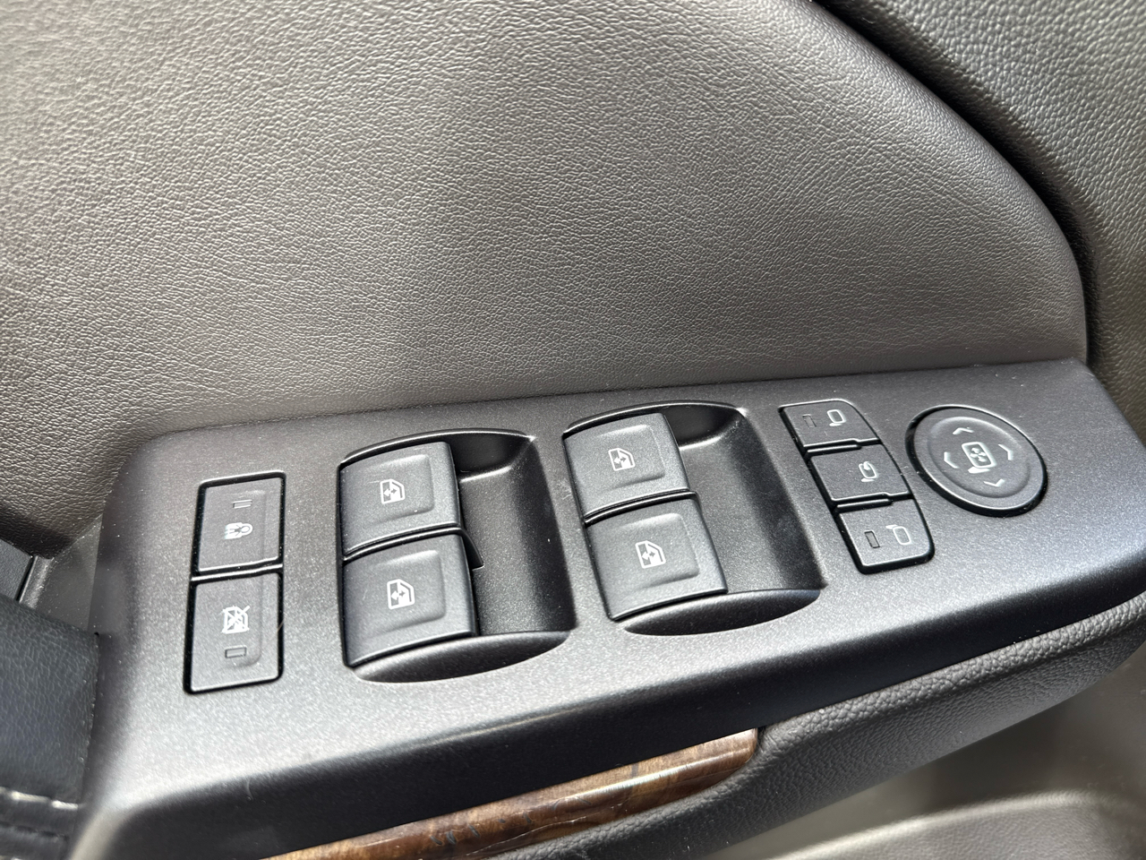 Chevrolet Tahoe 2WD 4dr LT 2019