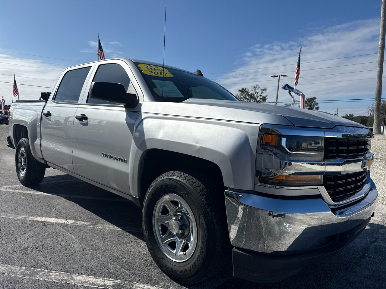 Chevrolet Silverado 1500 4WD Crew Cab 143.5" LS 2017