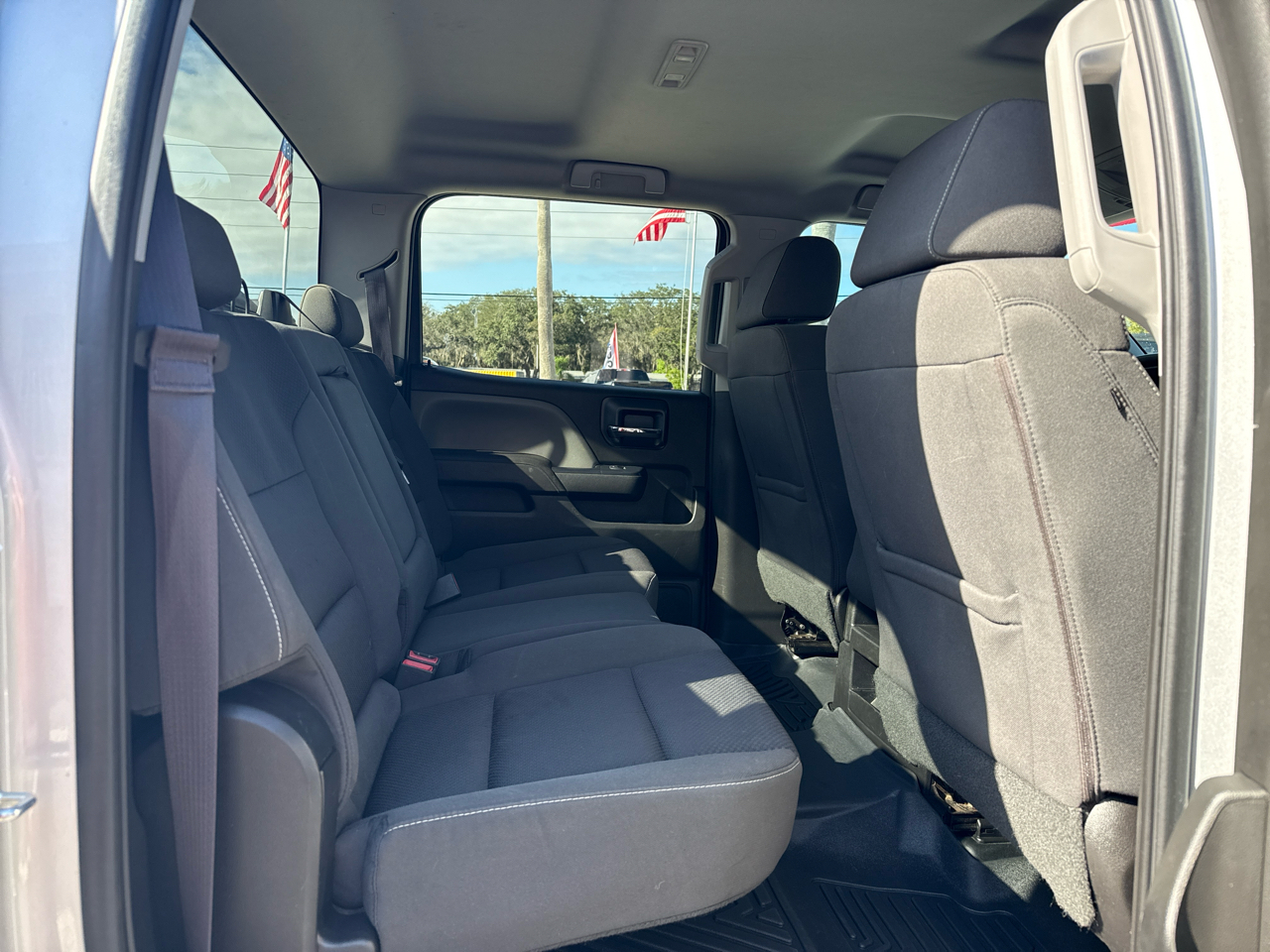 Chevrolet Silverado 1500 4WD Crew Cab 143.5" LS 2017