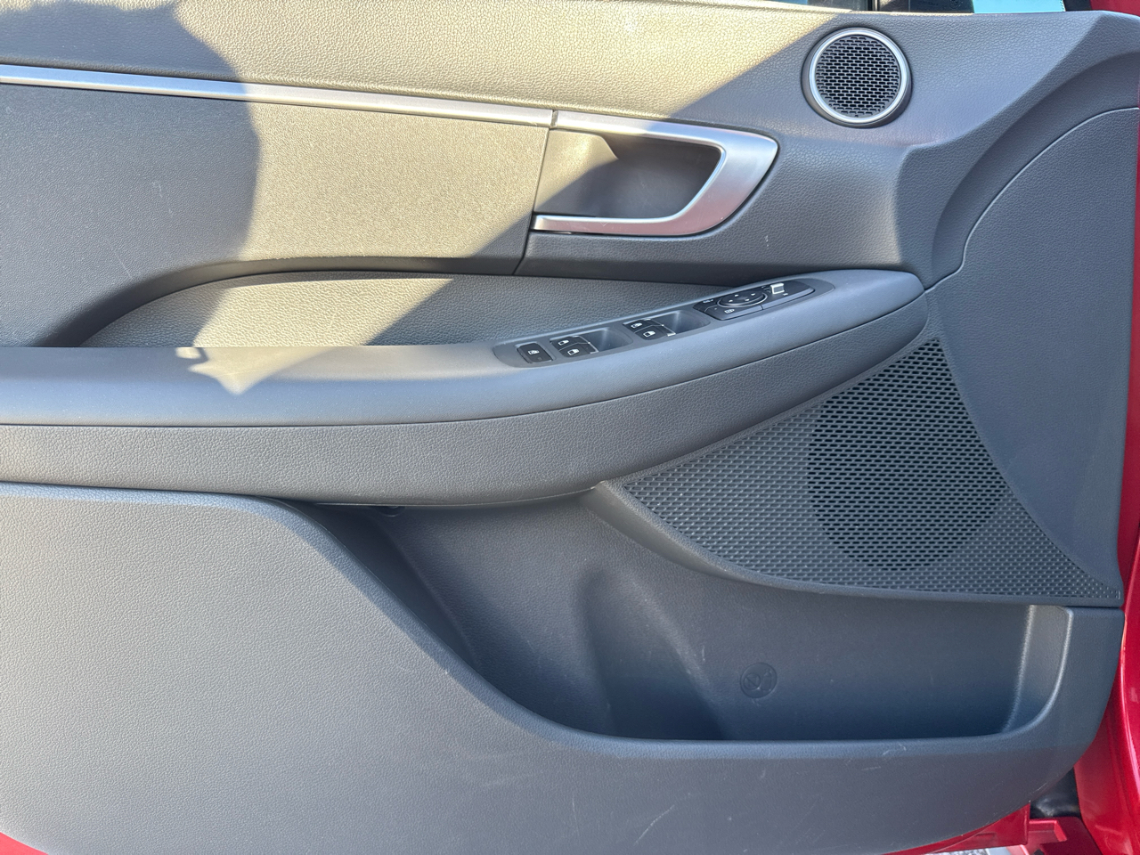 Hyundai Sonata SE 2.5L 2021