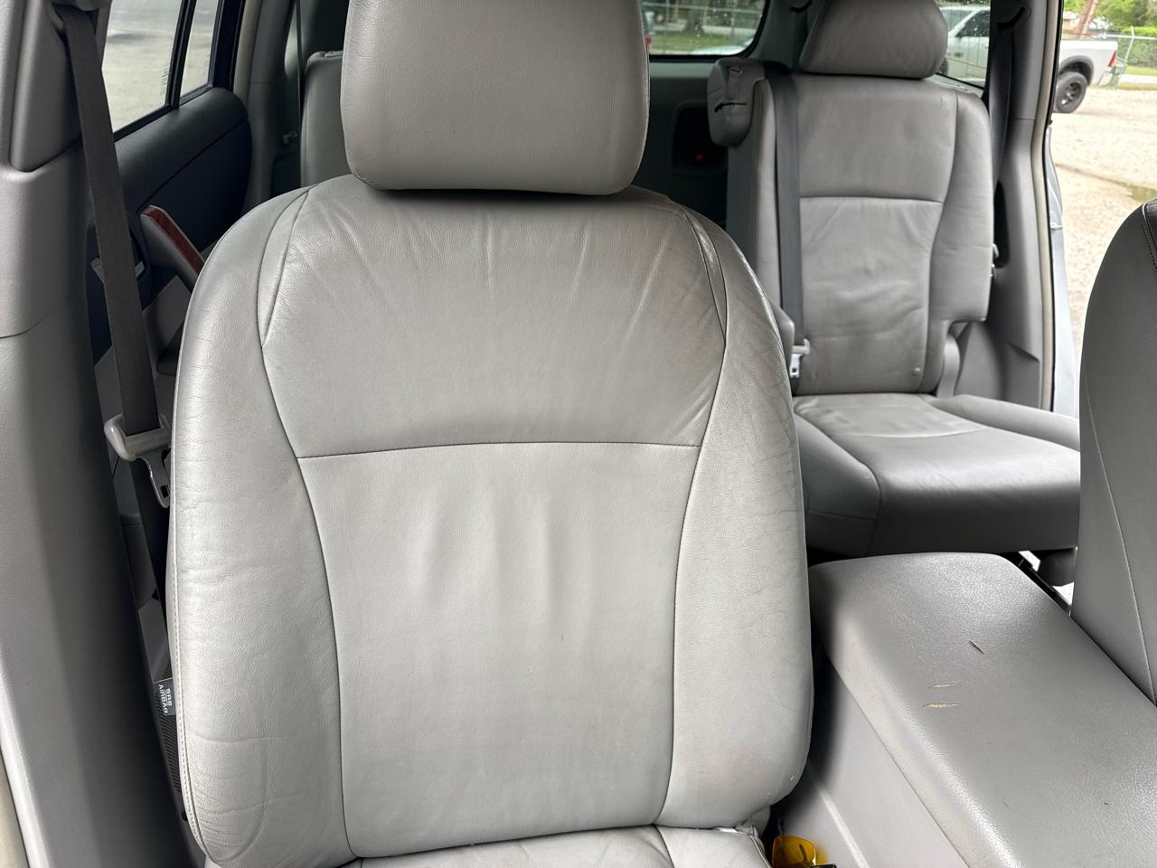 Toyota Highlander FWD 4dr V6 Limited (Natl) 2010