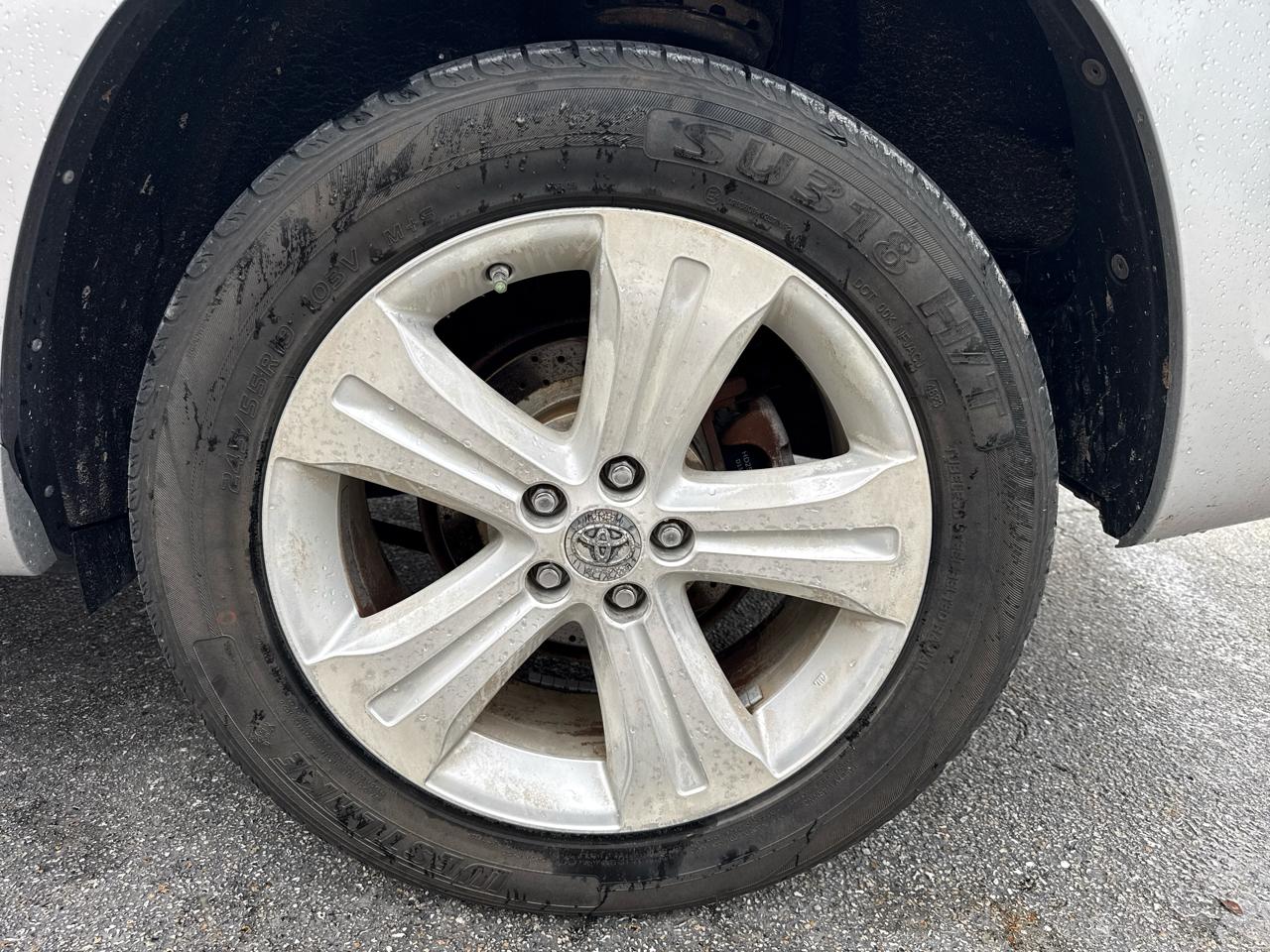 Toyota Highlander FWD 4dr V6 Limited (Natl) 2010