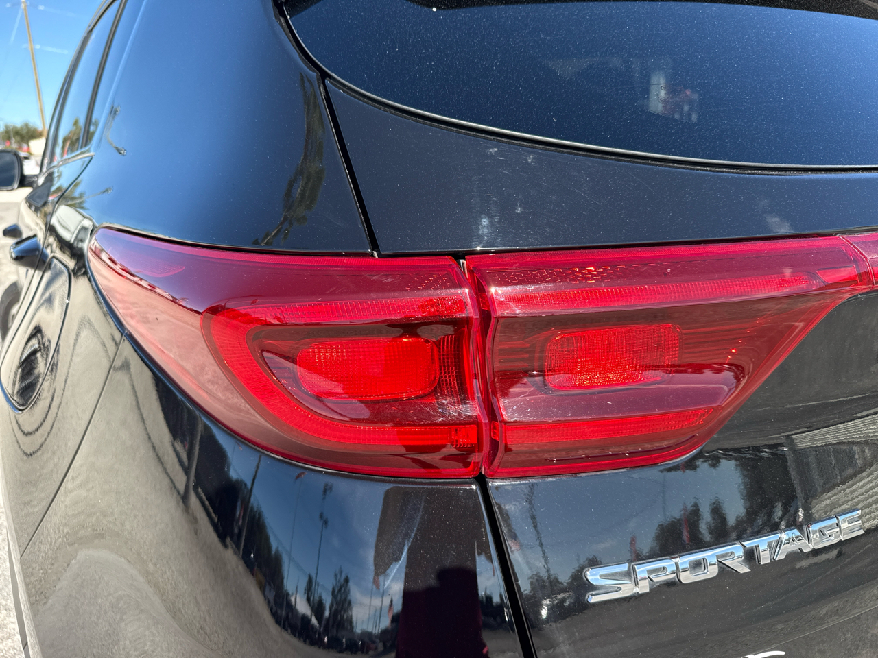 Kia Sportage LX FWD 2020