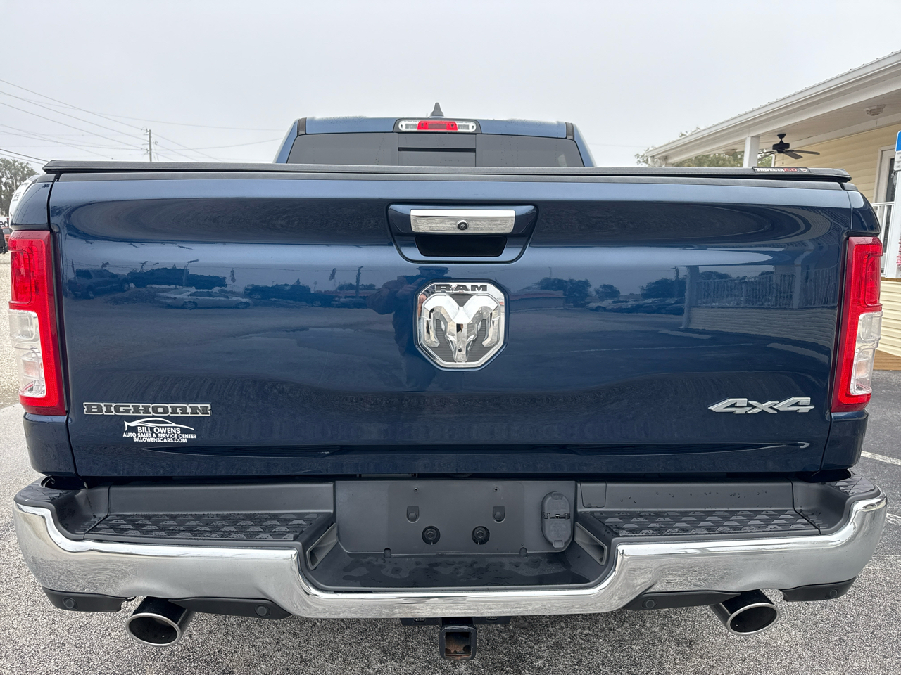 RAM 1500 Big Horn 4x4 Crew Cab 5'7" Box 2020