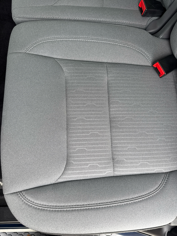 RAM 1500 Big Horn 4x4 Crew Cab 5'7" Box 2020