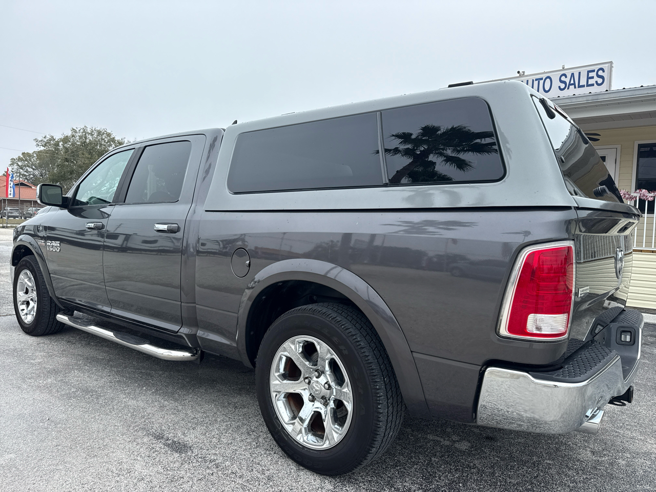 RAM 1500 2WD Crew Cab 149" Laramie 2016