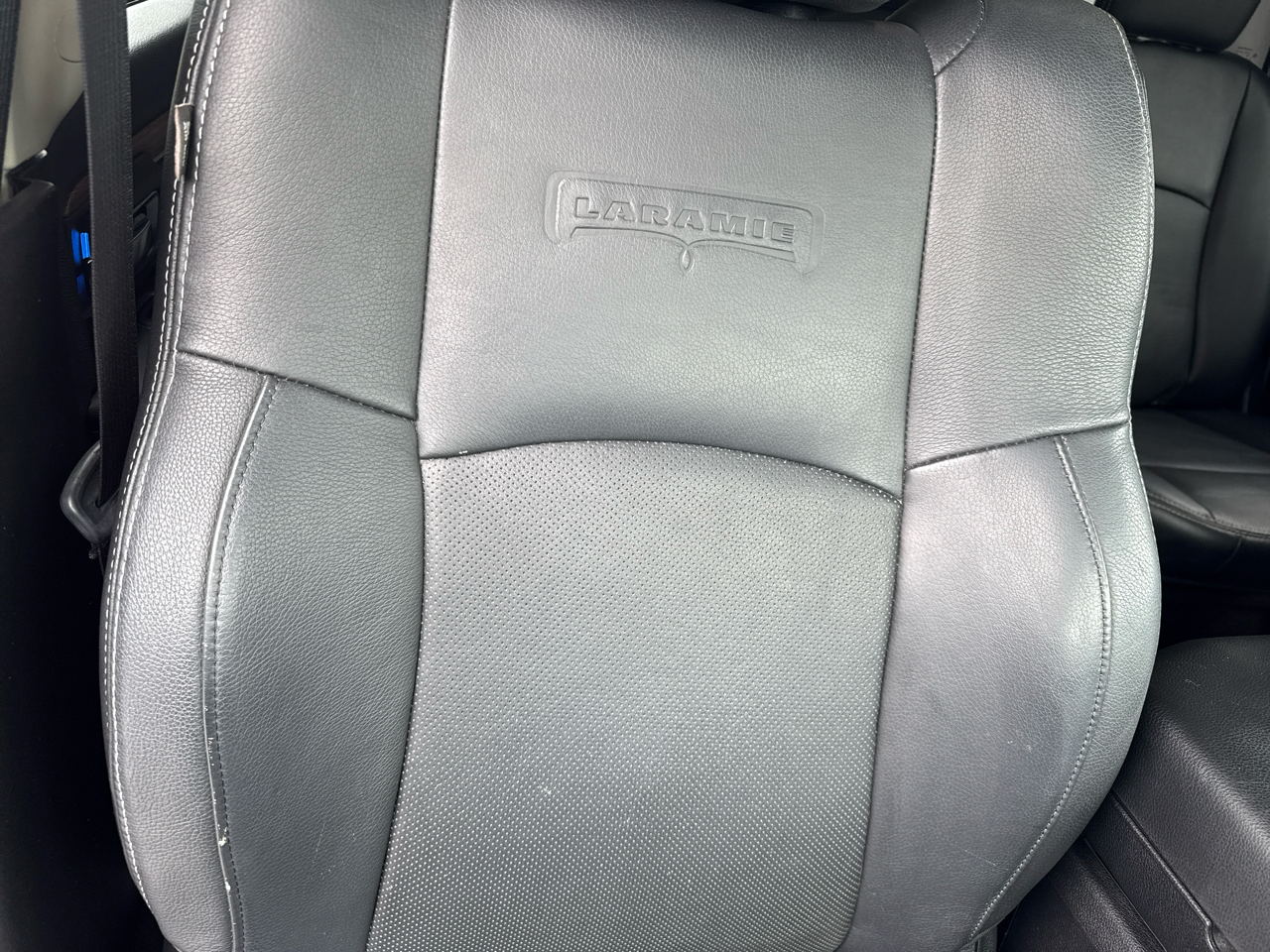 RAM 1500 2WD Crew Cab 149" Laramie 2016