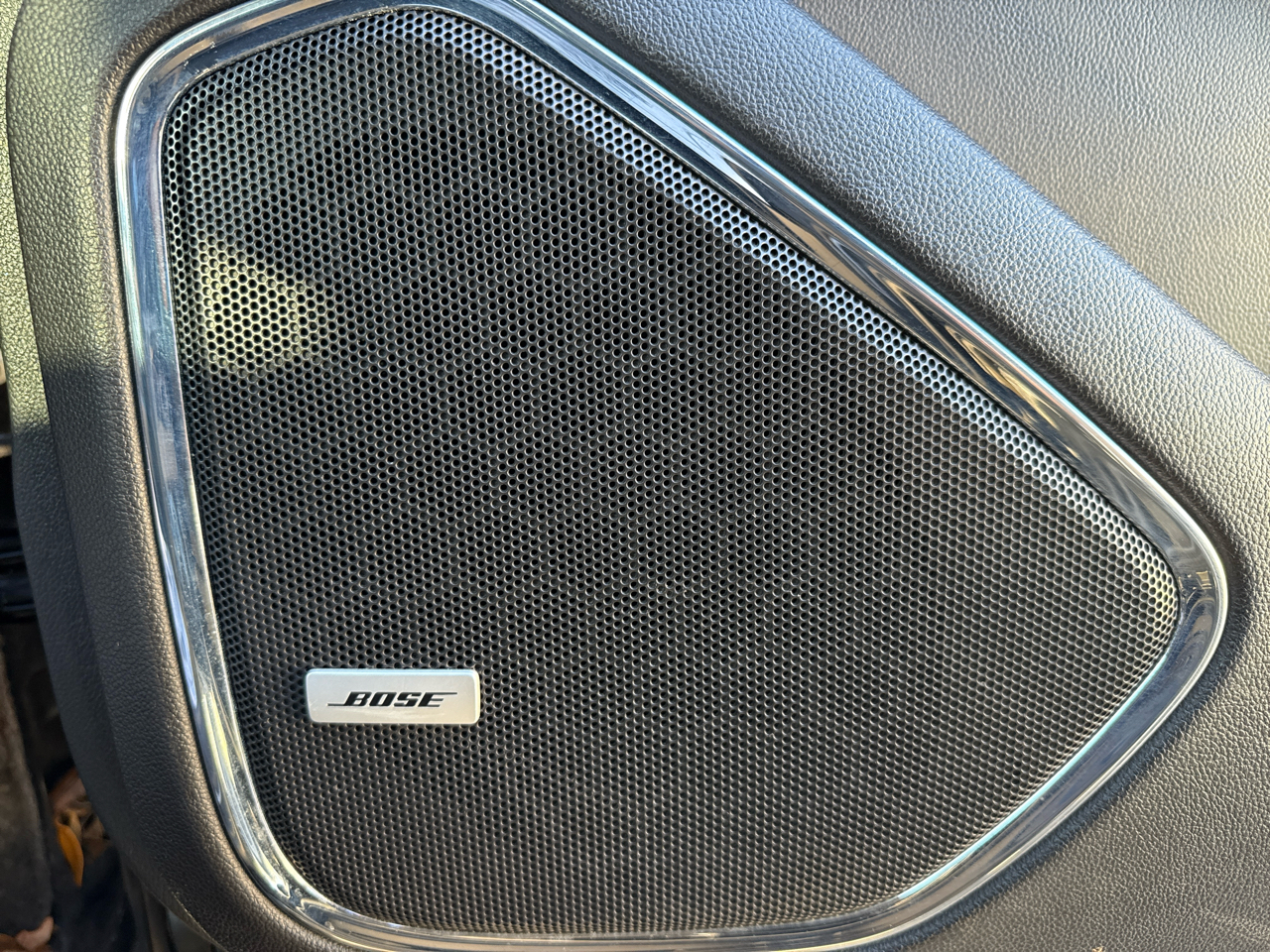 GMC Yukon XL 2WD 4dr Denali 2015