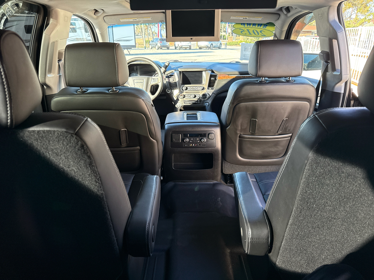 GMC Yukon XL 2WD 4dr Denali 2015