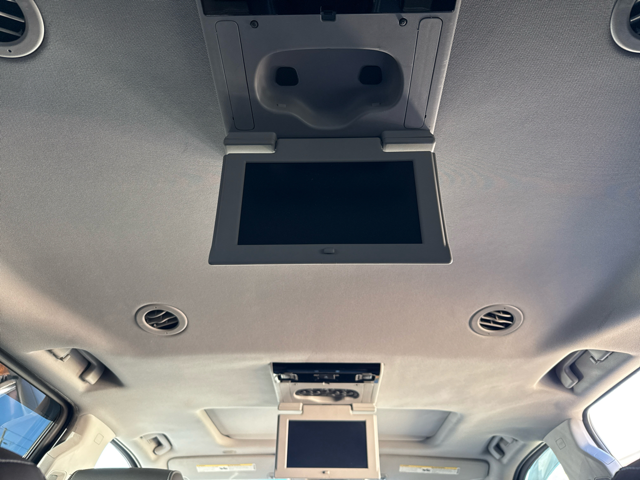 GMC Yukon XL 2WD 4dr Denali 2015